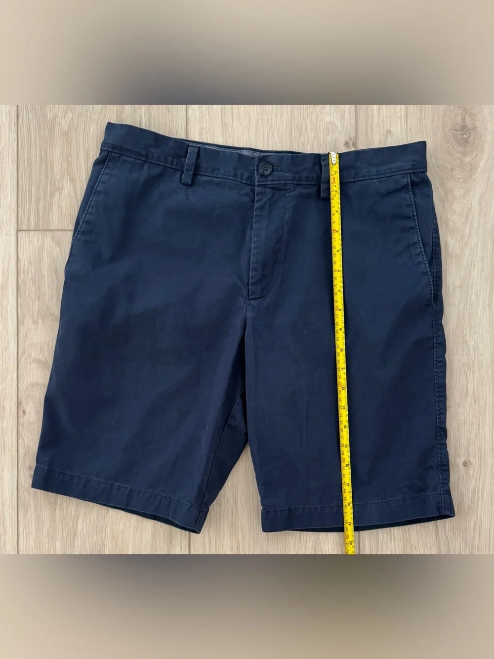 Banana Republic men’s Aiden shorts navy blue chino size 32 classic flat front
